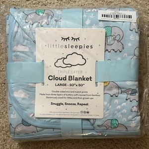 BRAND NEW in bag Little Sleepies Blue Elephant Snuggles Cloud Blanket